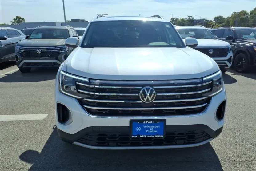 2026 Volkswagen Atlas SE Technology photo 1