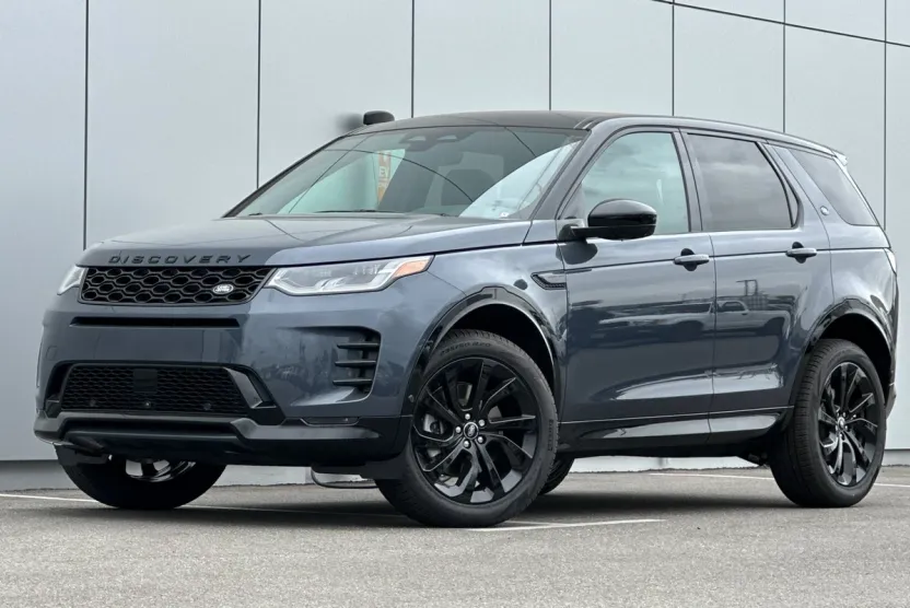 2025 Land Rover Discovery Sport Dynamic SE photo 1