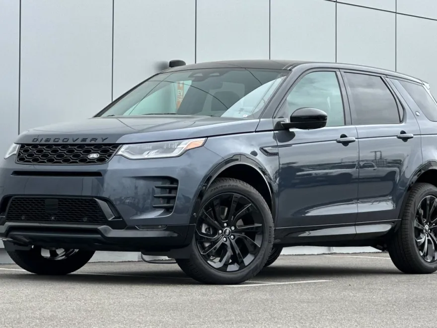 2025 Land Rover Discovery Sport Dynamic SE photo 1