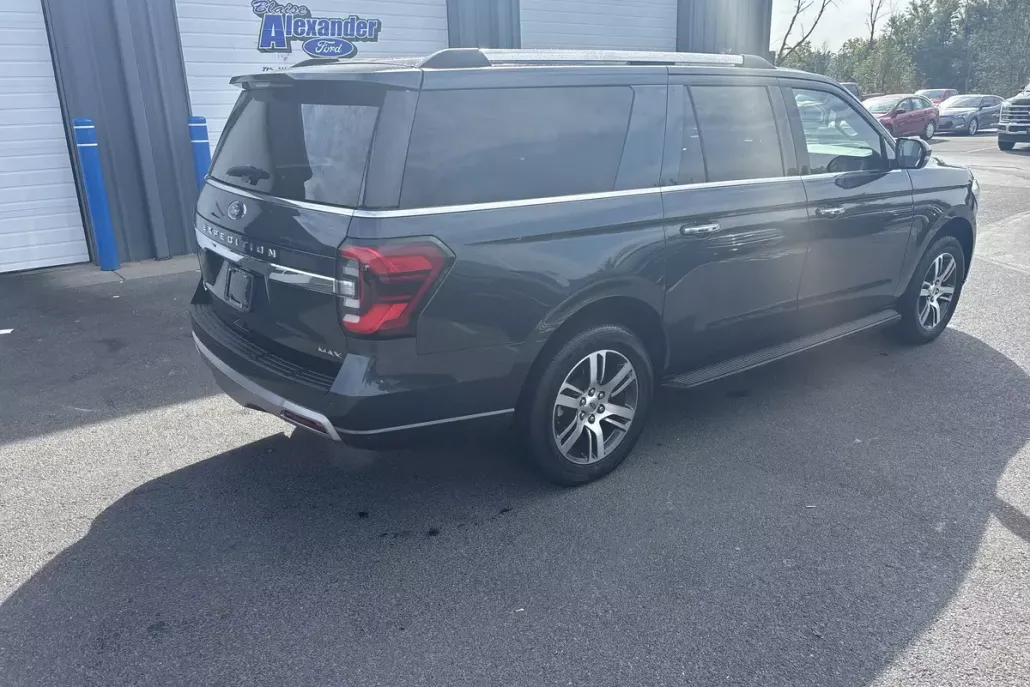 2024 Ford Expedition MAX Limited photo 1