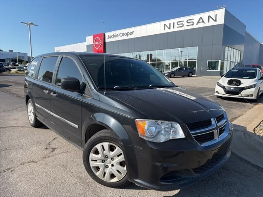 2016 Dodge Grand Caravan SE photo 1