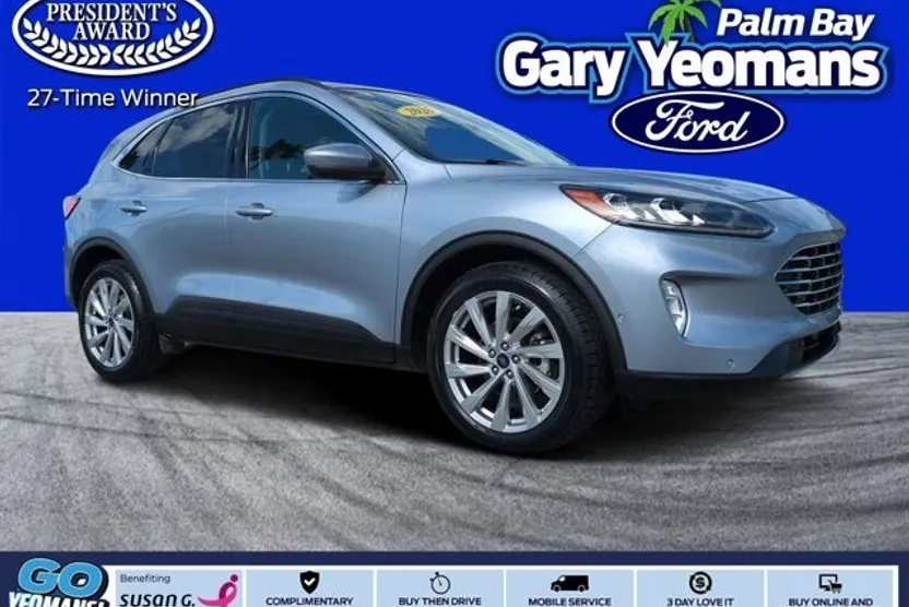 2022 Ford Escape Titanium photo 1