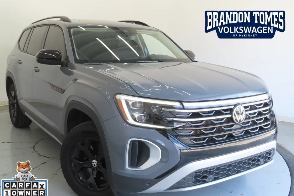 2024 Volkswagen Atlas Peak Edition SEL photo 1
