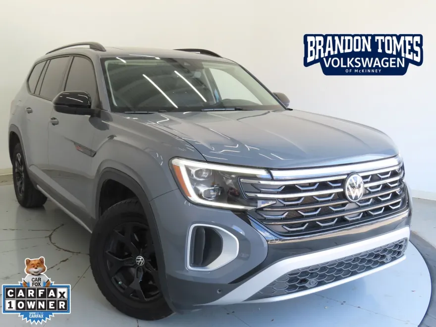 2024 Volkswagen Atlas Peak Edition SEL photo 1