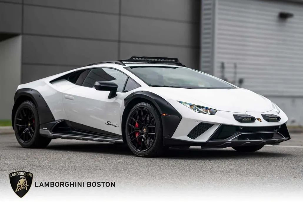 2023 Lamborghini Huracan Sterrato photo 1