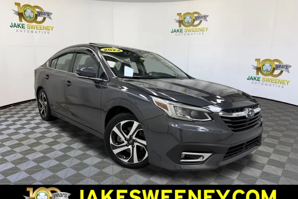 2022 Subaru Legacy Limited photo 1