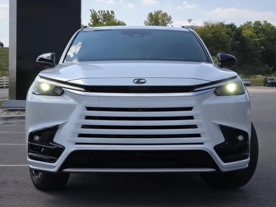 2026 Lexus TX 500h F SPORT Performance Premium photo 1