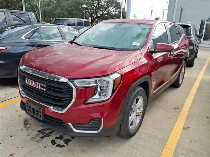 2024 Gmc Terrain SLE photo 1