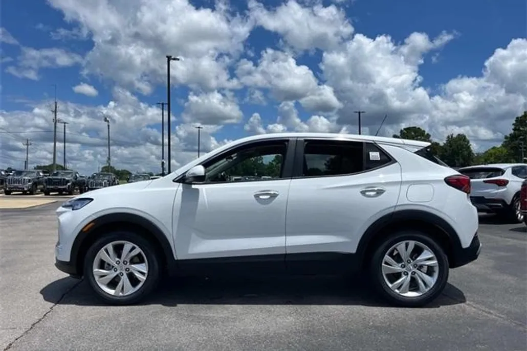 2026 Buick Encore GX Preferred photo 1