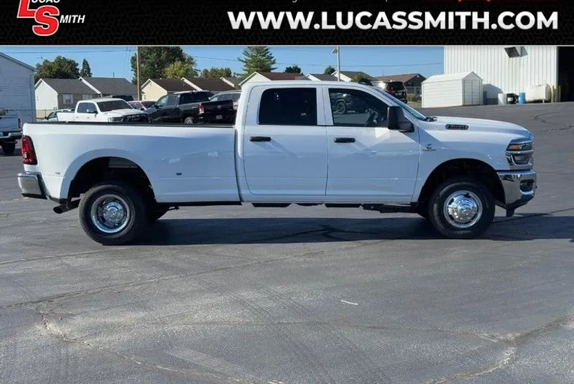 2026 Ram 3500 Tradesman photo 1