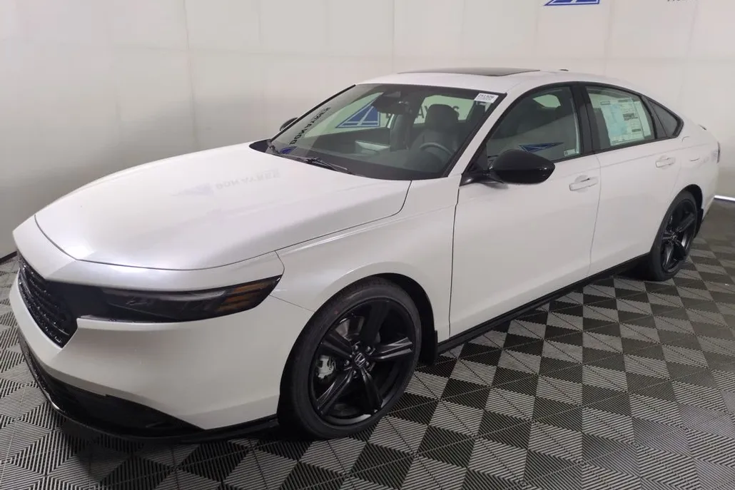 2025 Honda Accord Hybrid Sport-L photo 1