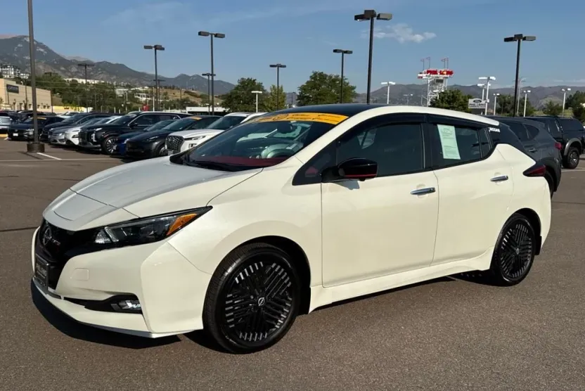 2025 Nissan Leaf SV Plus photo 1