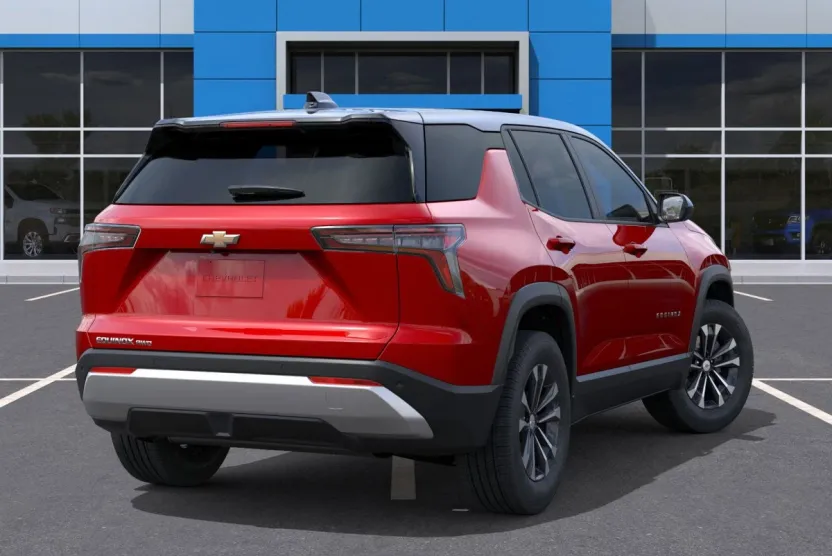 2026 Chevrolet Equinox LT photo 1