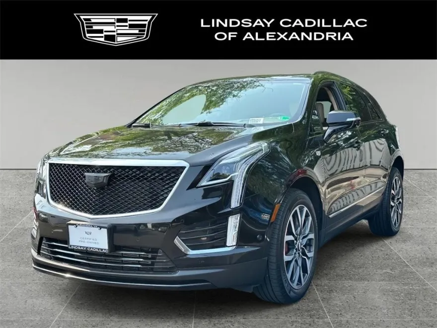 2022 Cadillac XT5 Sport photo 1