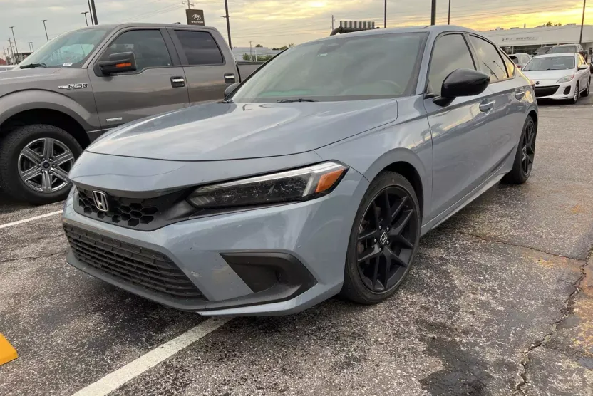 2022 Honda Civic Sport photo 1