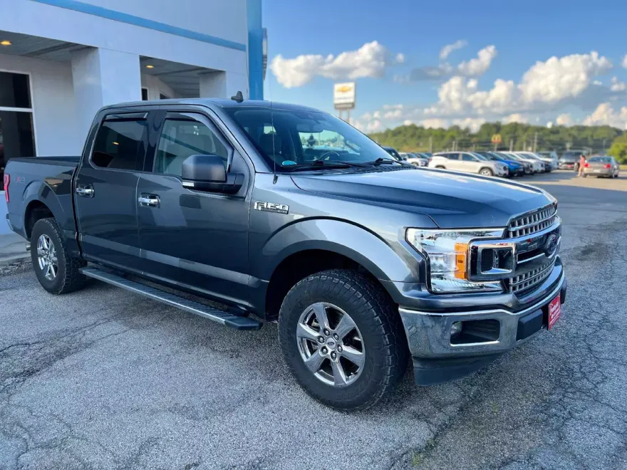 2019 Ford F-150 XLT photo 1
