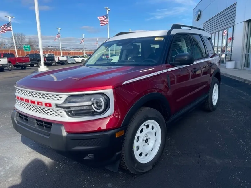 2025 Ford Bronco Sport Heritage photo 1