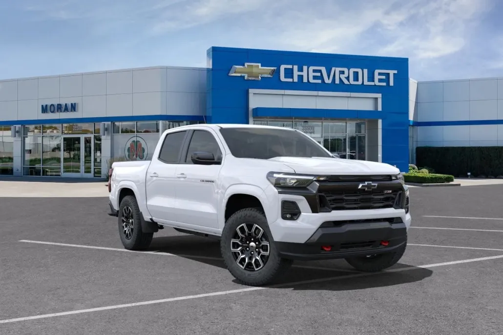 2025 Chevrolet Colorado Z71 photo 1