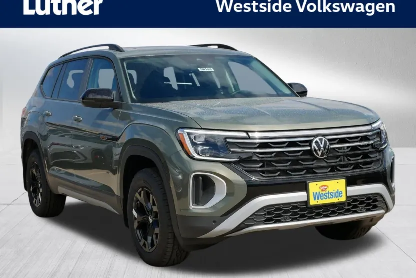 2025 Volkswagen Atlas Peak Edition SE photo 1