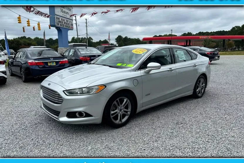 2015 Ford Fusion Titanium Energi photo 1