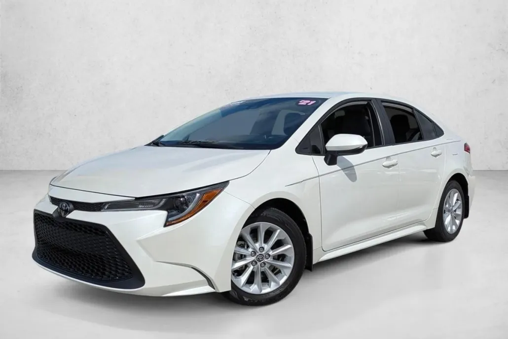 2021 Toyota Corolla LE Premium photo 1