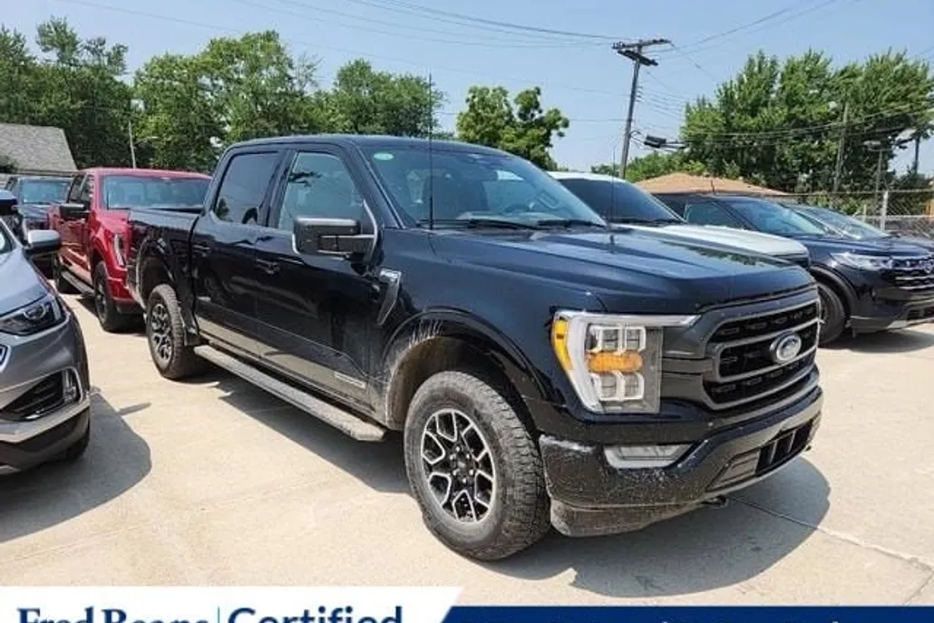 2023 Ford F-150 XLT photo 1