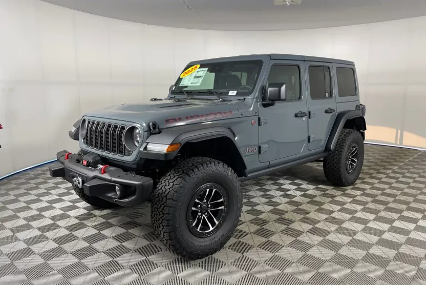 2025 Jeep Wrangler Rubicon photo 1