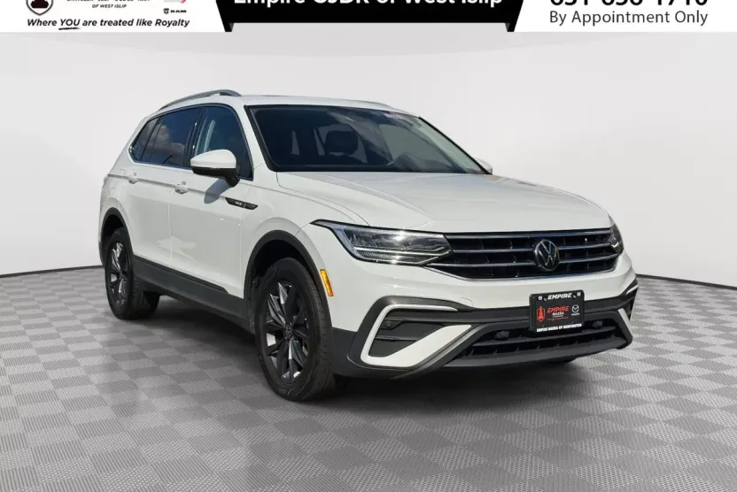 2022 Volkswagen Tiguan SE photo 1