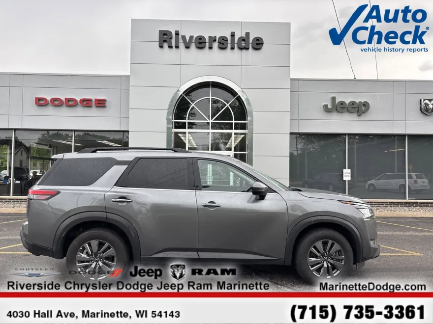 2024 Nissan Pathfinder SV photo 1