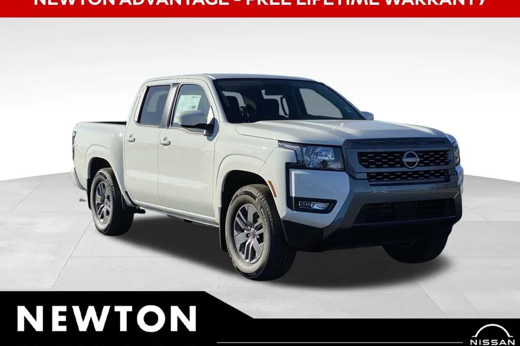 2025 Nissan Frontier SV photo 1
