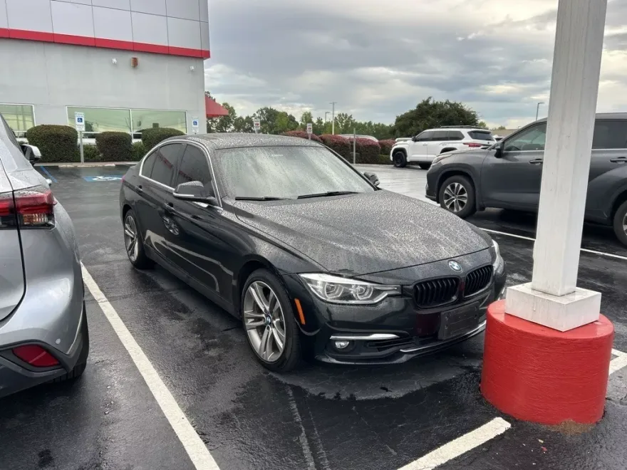 2017 Bmw 330i xDrive Sedan photo 1