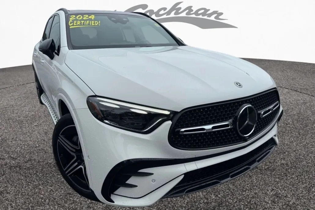 2024 Mercedes Benz GLC 300 photo 1