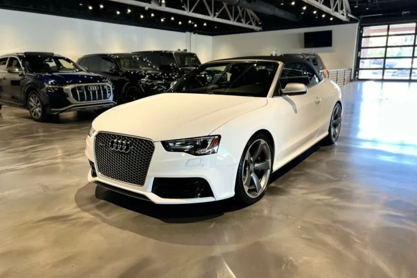 2014 Audi Cabriolet photo 1