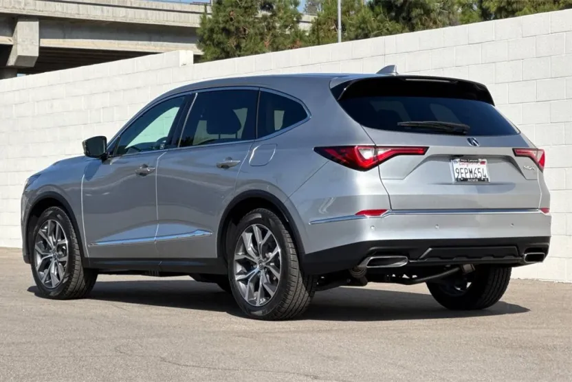 2023 Acura MDX Base Technology photo 1