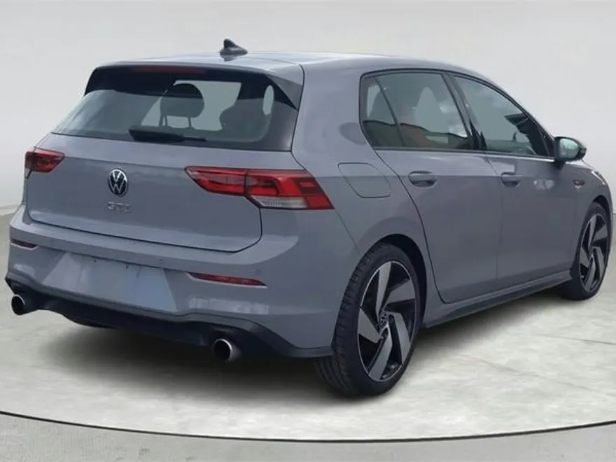 2022 Volkswagen Golf GTI SE TSI photo 1