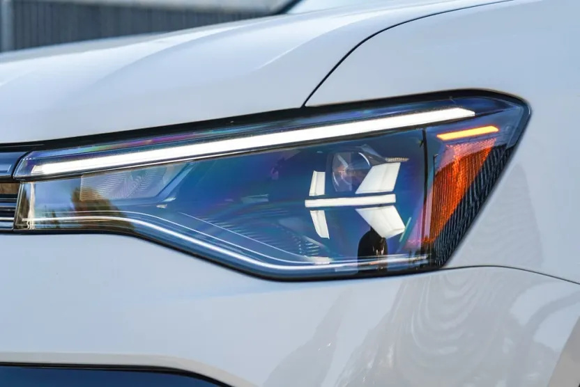 2025 Volkswagen Taos S photo 1