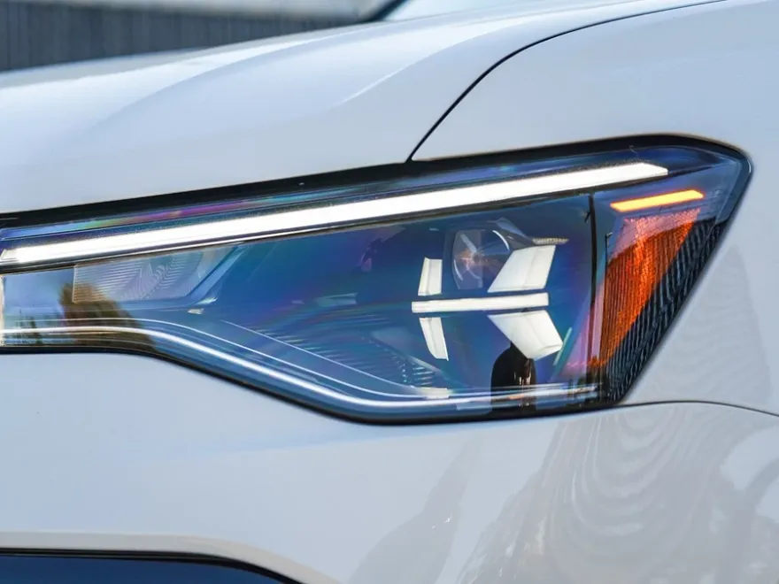 2025 Volkswagen Taos S photo 1