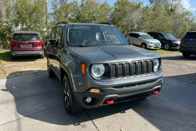 2022 Jeep Renegade Trailhawk photo 1