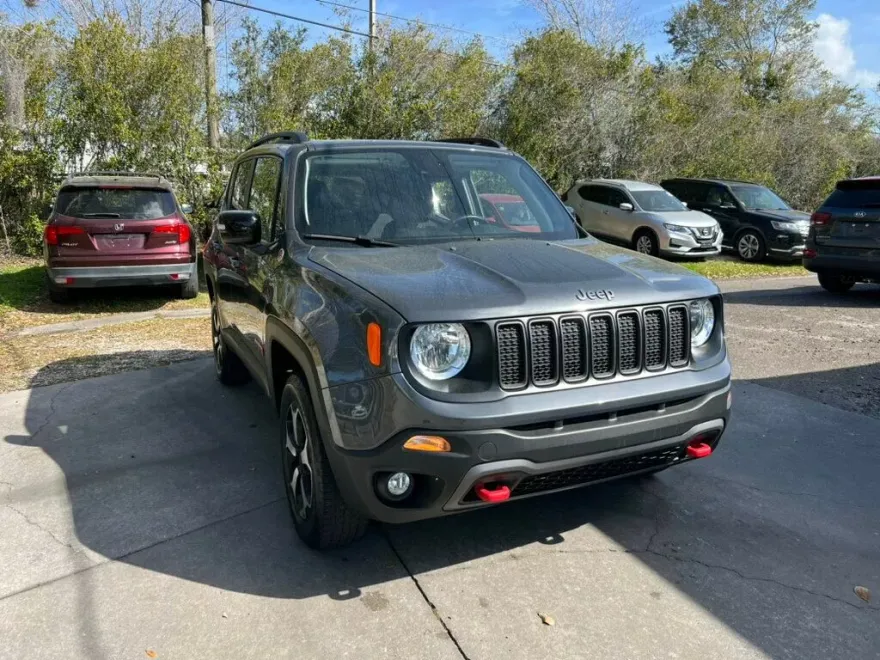 2022 Jeep Renegade Trailhawk photo 1