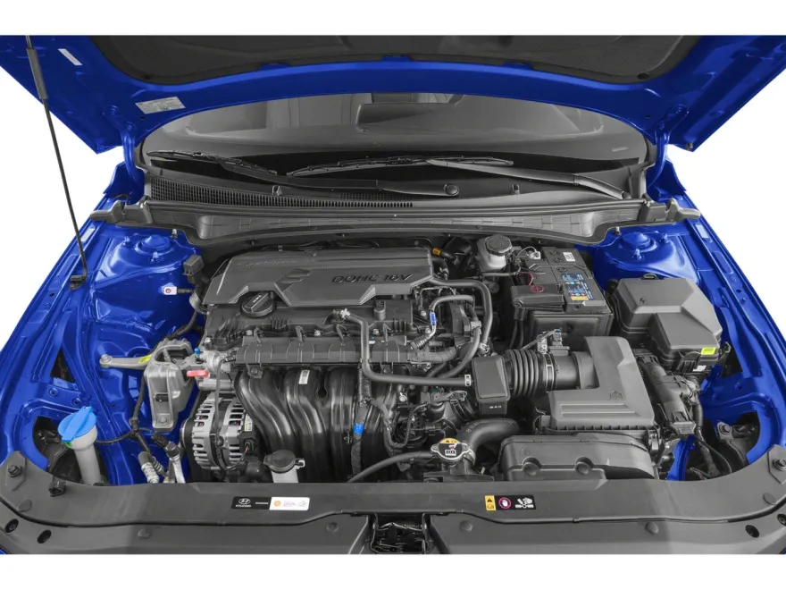 2026 Hyundai Elantra photo 1