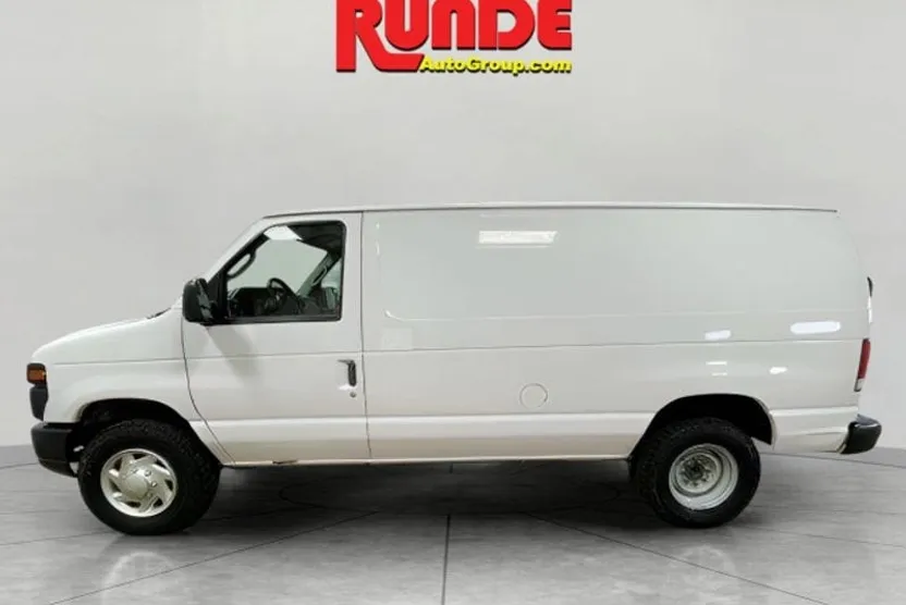 2013 Ford E-250 photo 1