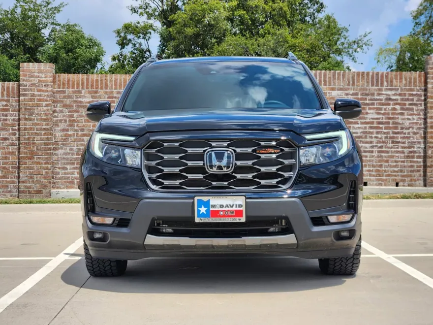 2025 Honda Passport TrailSport photo 1