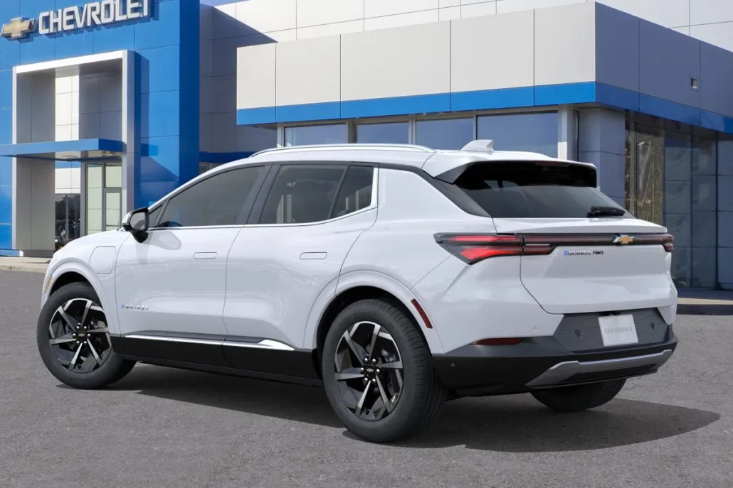 2025 Chevrolet Equinox 1LT photo 1