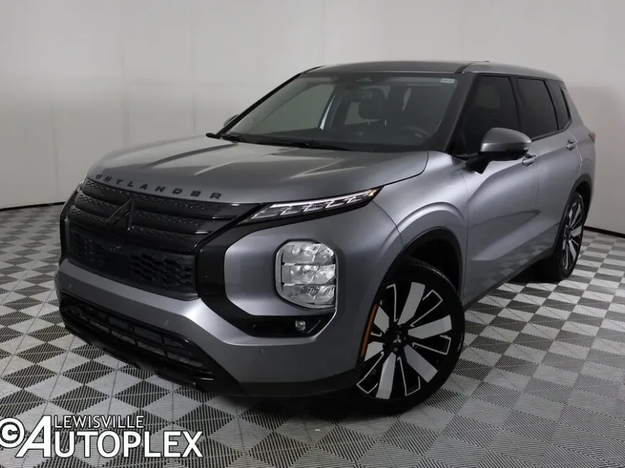 2022 Mitsubishi Outlander SE photo 1