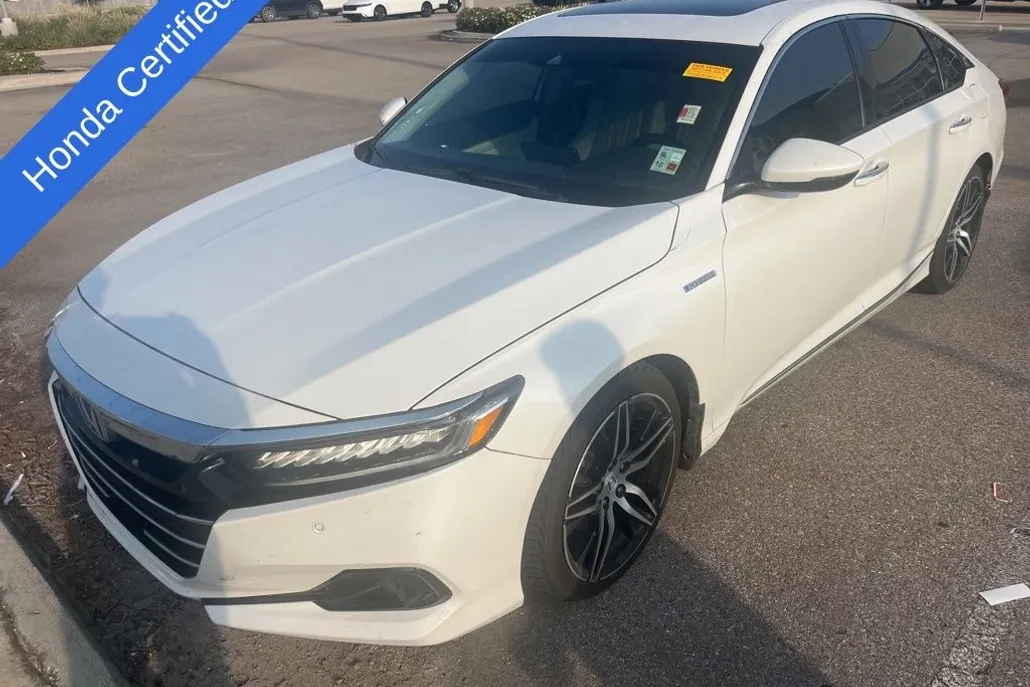 2021 Honda Accord Hybrid Touring photo 1