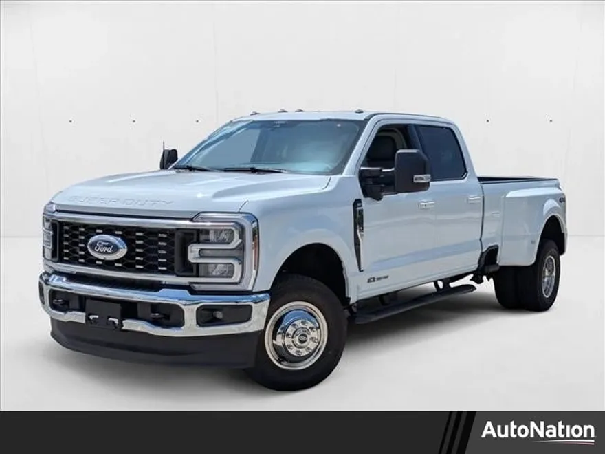 2026 Ford F-350 XLT photo 1