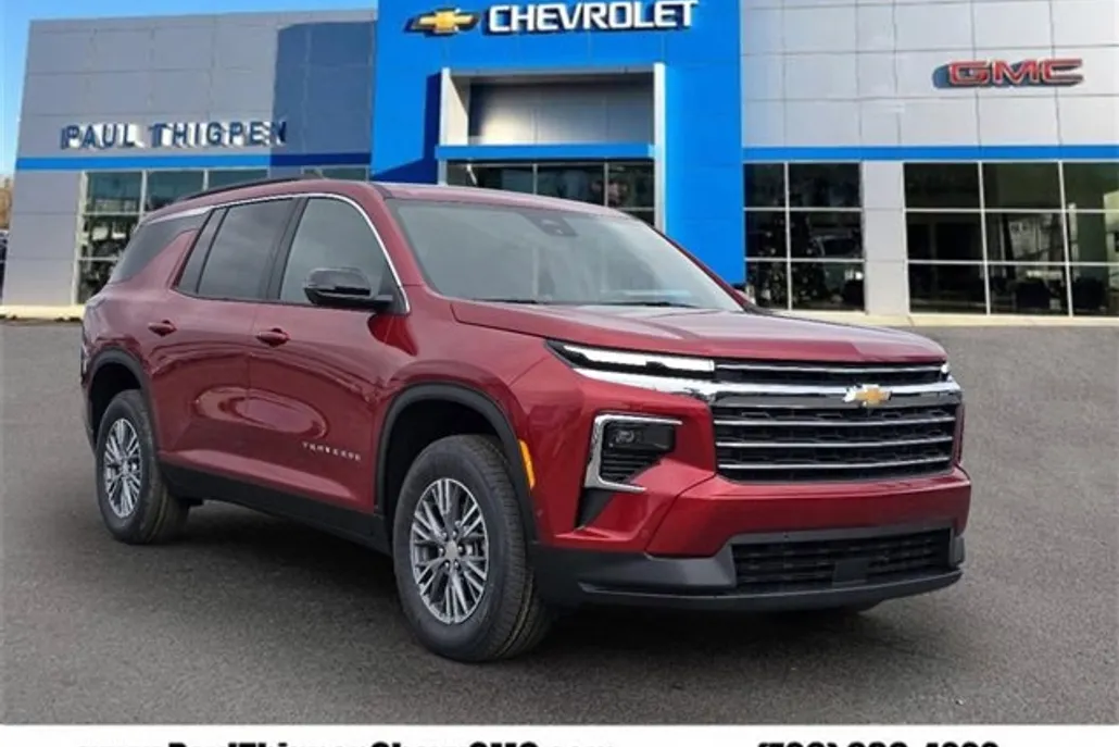 2025 Chevrolet Traverse photo 1