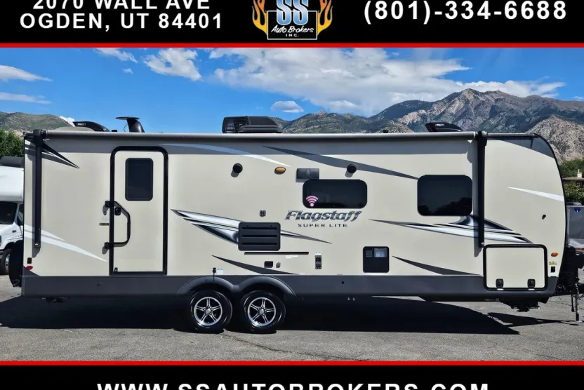 2021 Forest River Flagstaff Lite Weight Trailers photo 1