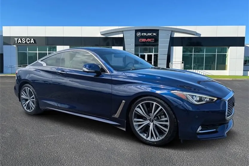 2022 Infiniti Q60 Luxe photo 1