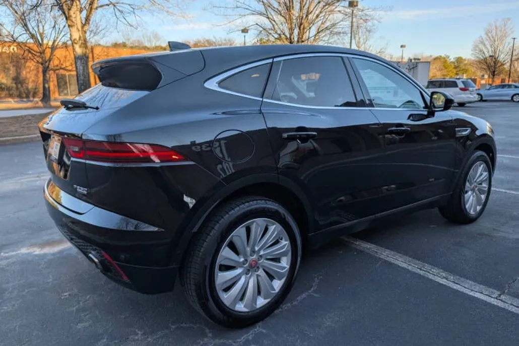 2018 Jaguar E-PACE P250 SE photo 1